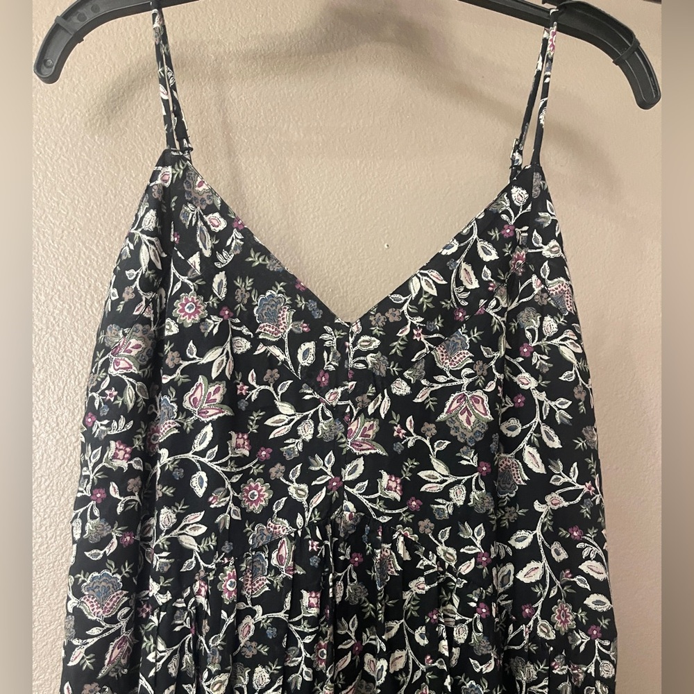 Abercrombie & Fitch V- Neck Flowy Maxi Dress - NWT - Picture 11 of 14